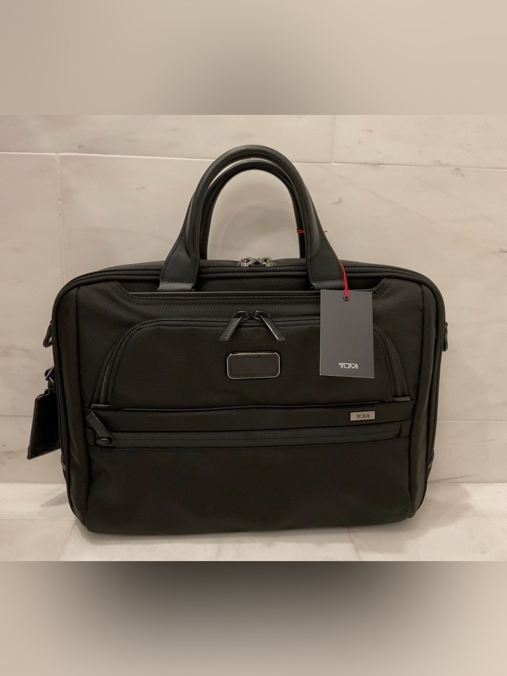 NEW Tumi ALPHA 15.5” MEDIUM BRIEFCASE Laptop Brief - BLACK❗️